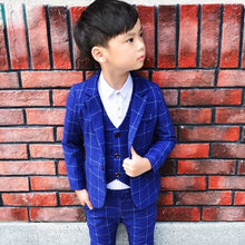 Load image into Gallery viewer, ActhInK 2019 New 3PCS Kids Plaid Wedding Blazer Suit Brand Flower Boys Formal Tuxedos School Suit Kids Spring Clothing Set, C298